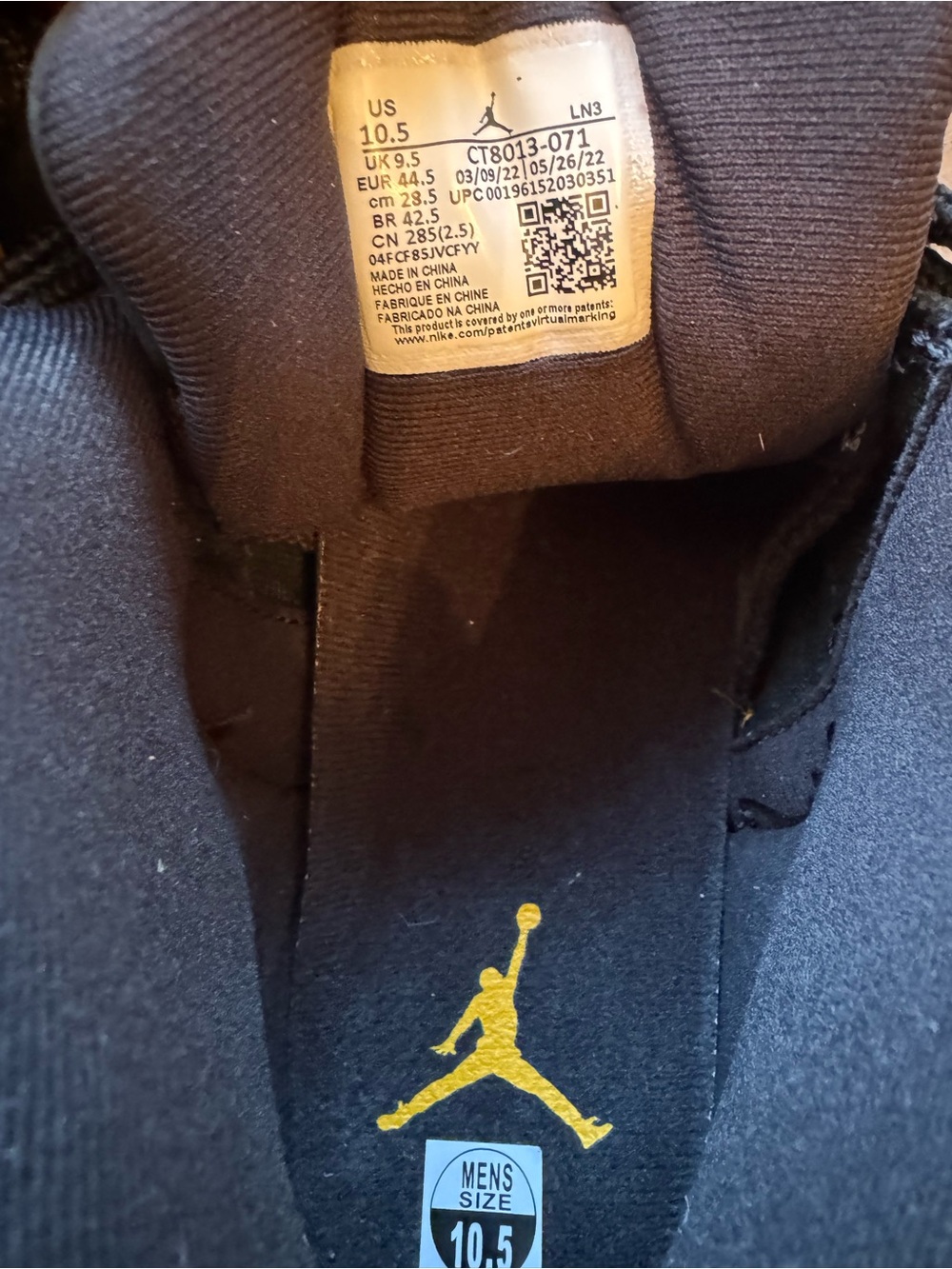Nike Air Jordan 12 Retro "Black Taxi” 2022 Sneakers - Picture 9 of 9